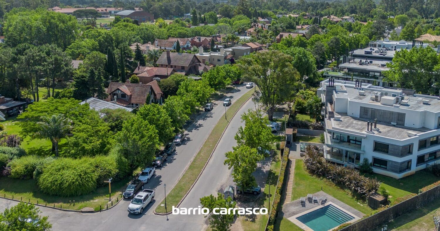 Jardines de Carrasco Servicios