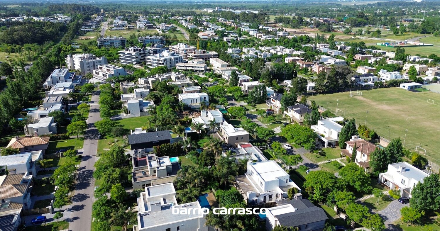 Parques Barrio Carrasco